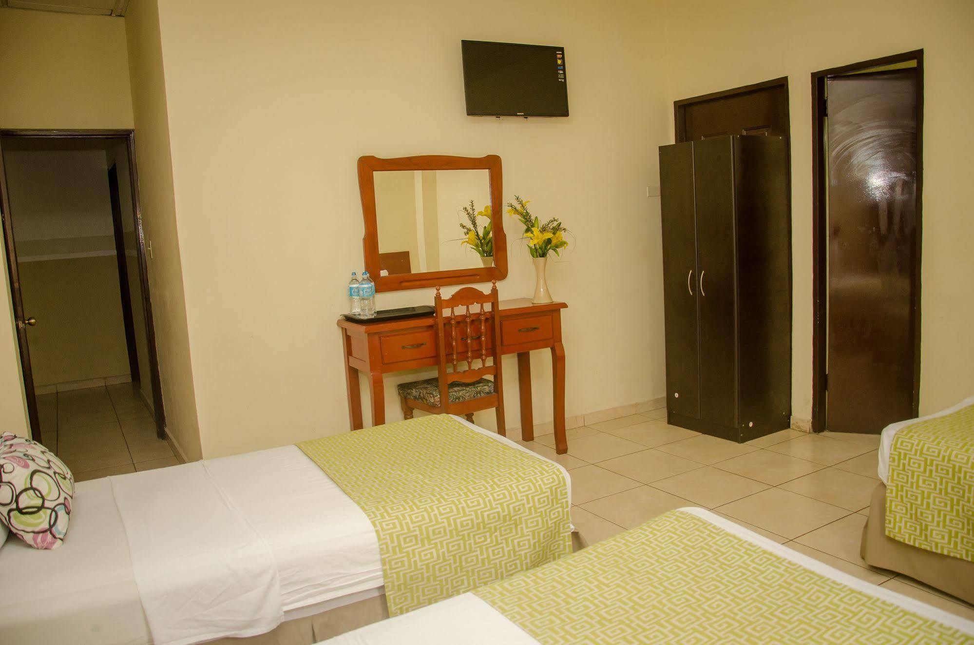 Hotel Residencial Cervantes San José de San José de David Eksteriør bilde