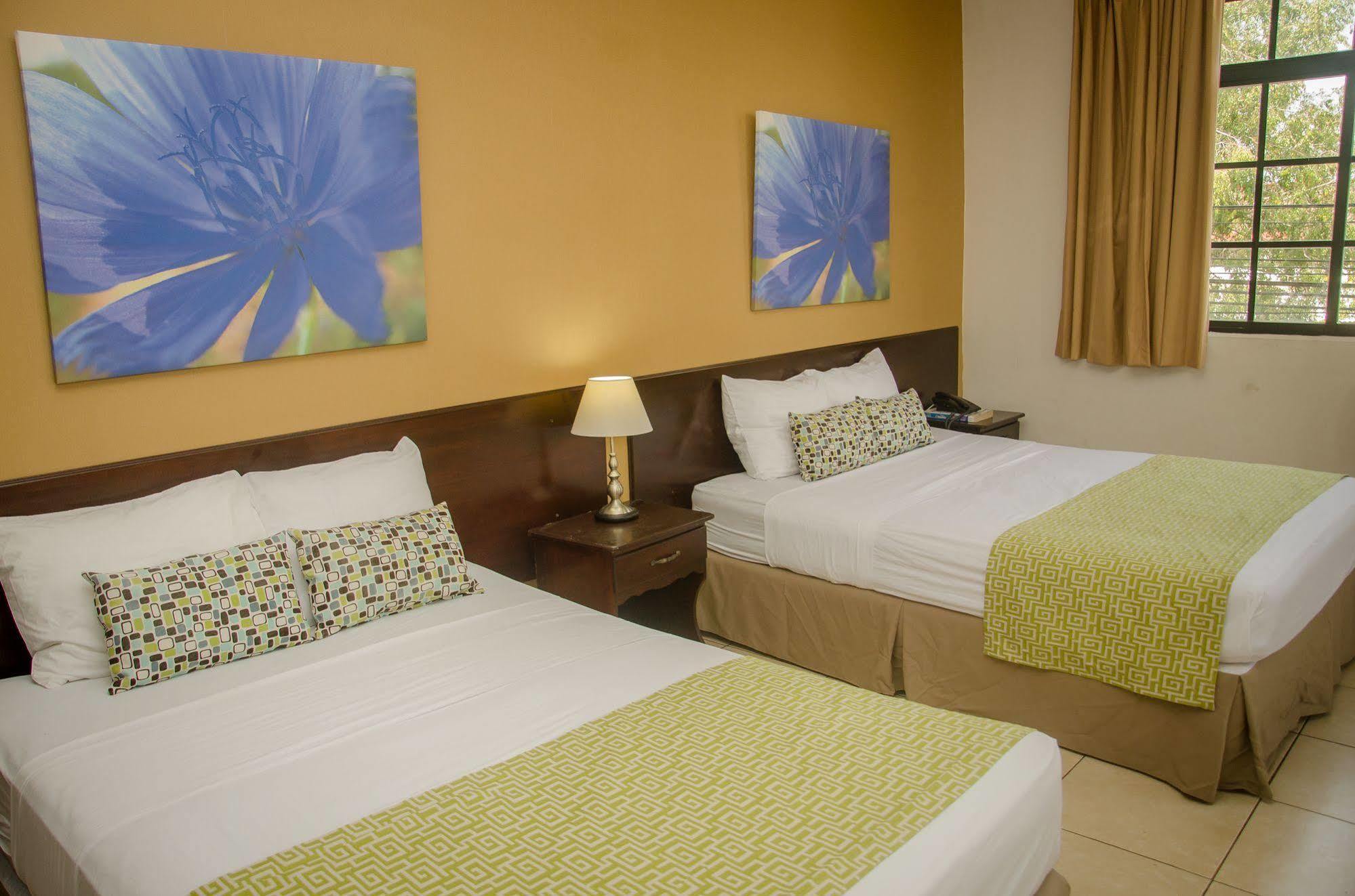 Hotel Residencial Cervantes San José de San José de David Eksteriør bilde